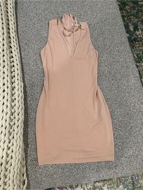 Dance & Marvel Sleeveless Mini Dress in Dusty Blush